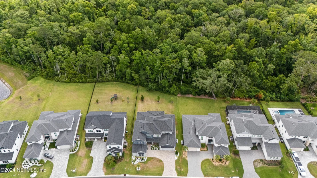 Photo of 10511 SILVERBROOK Trail