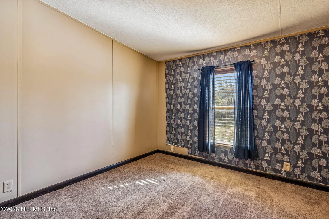 Photo of 8080 PLUMMER Road
