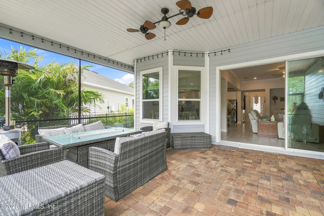 Photo of 559 GLORIETA Drive