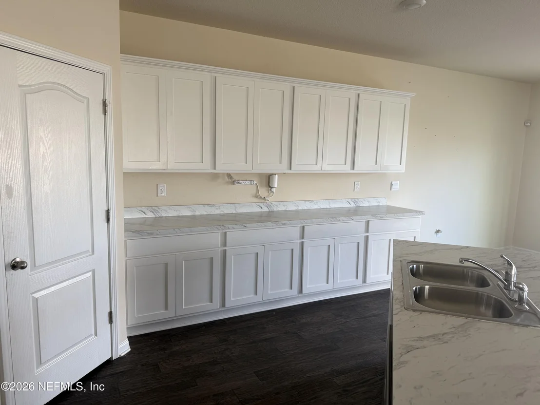 Photo of 150 AVEIRO Way