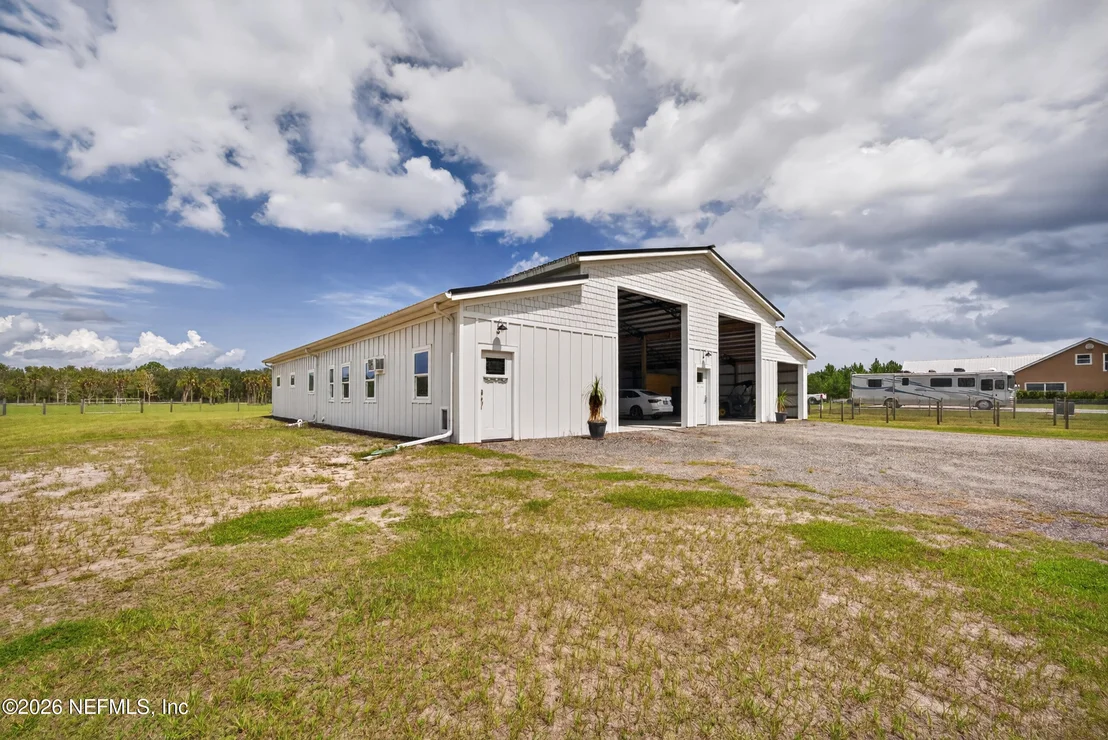 Photo of 475 COUNTY ROAD 335