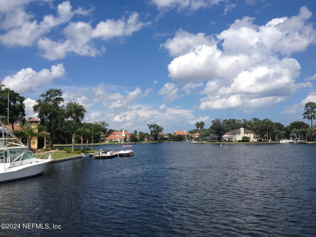 Photo of 1639 DOVER HILL Drive