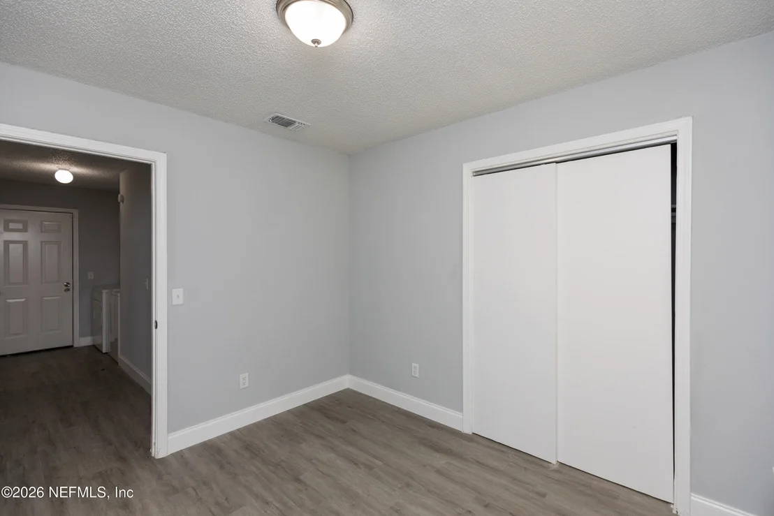 Photo of 1003 DANIEL Street
