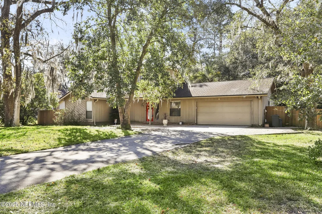 Photo of 12050 CHEYENNE Trail