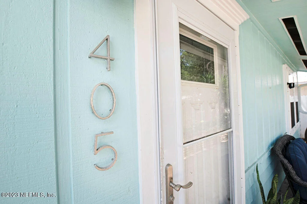 Photo of 405 E Street
