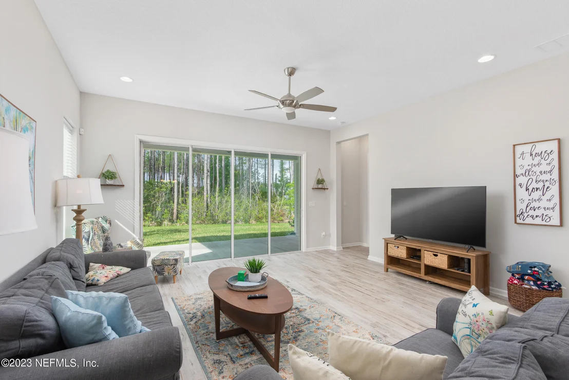 Photo of 27 CLOVERBROOK Road