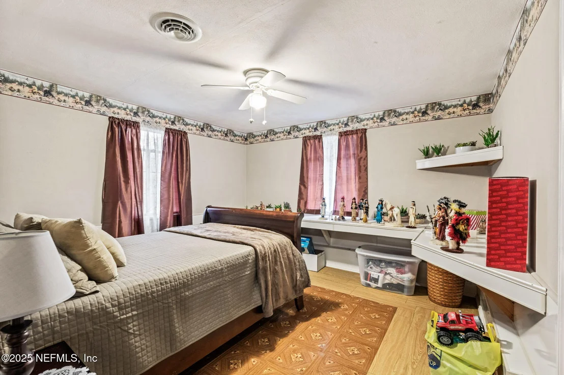 Photo of Unit C at 5705 COUNTY ROAD 208