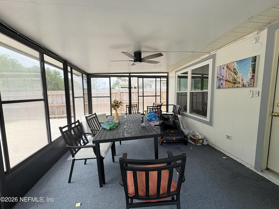 Photo of 105 JOHNS GLEN Drive