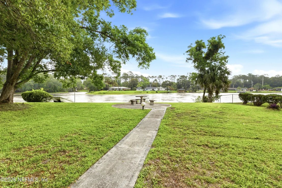Photo of 7484 SPINOLA Road