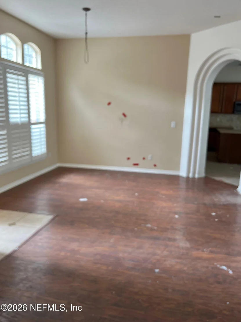 Photo of 688 WAKEVIEW Drive