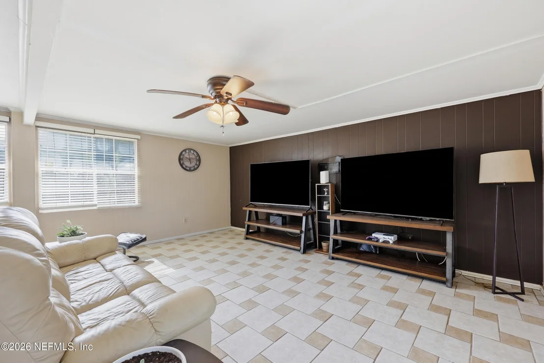 Photo of 5528 EDMAR Road