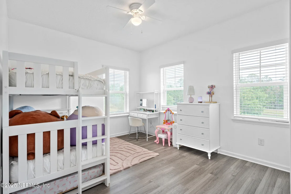 Photo of 1127 TRAILMARK Drive