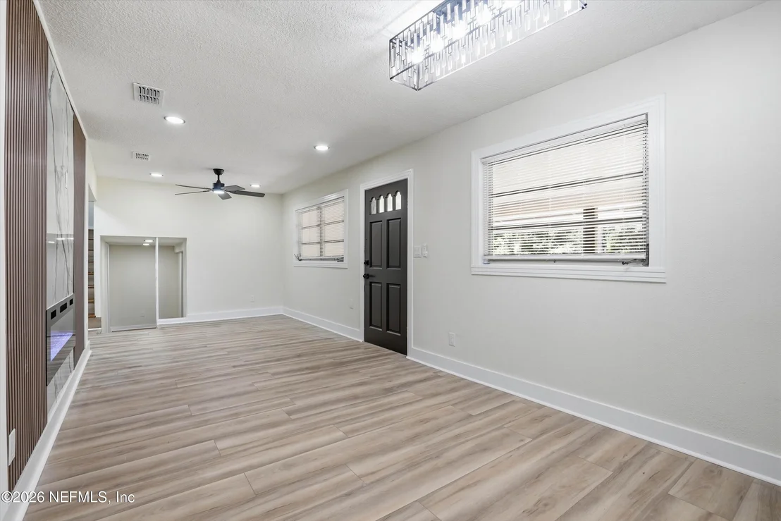Photo of 2607 DAVIS Road
