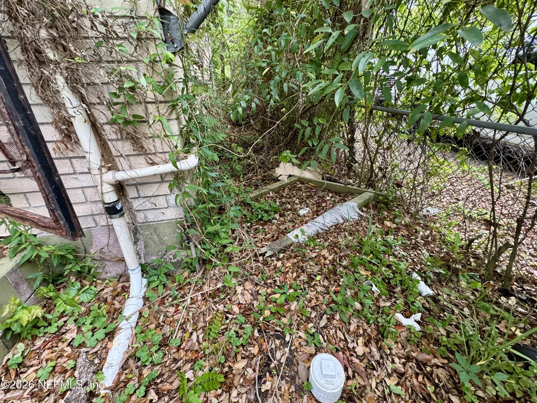 Photo of 2051 FRANK E Avenue