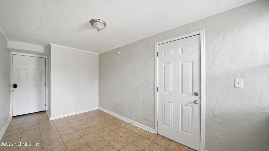 Photo of 5377 RIVER FOREST Drive