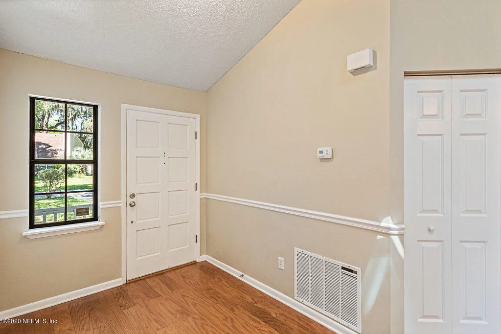 Photo of 4866 TRUMBULL Place