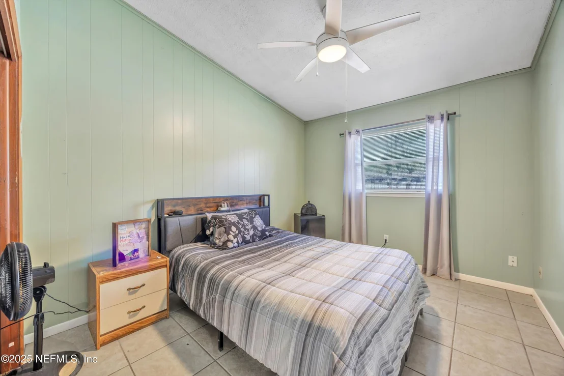 Photo of 1005 LAS ROBIDA Drive