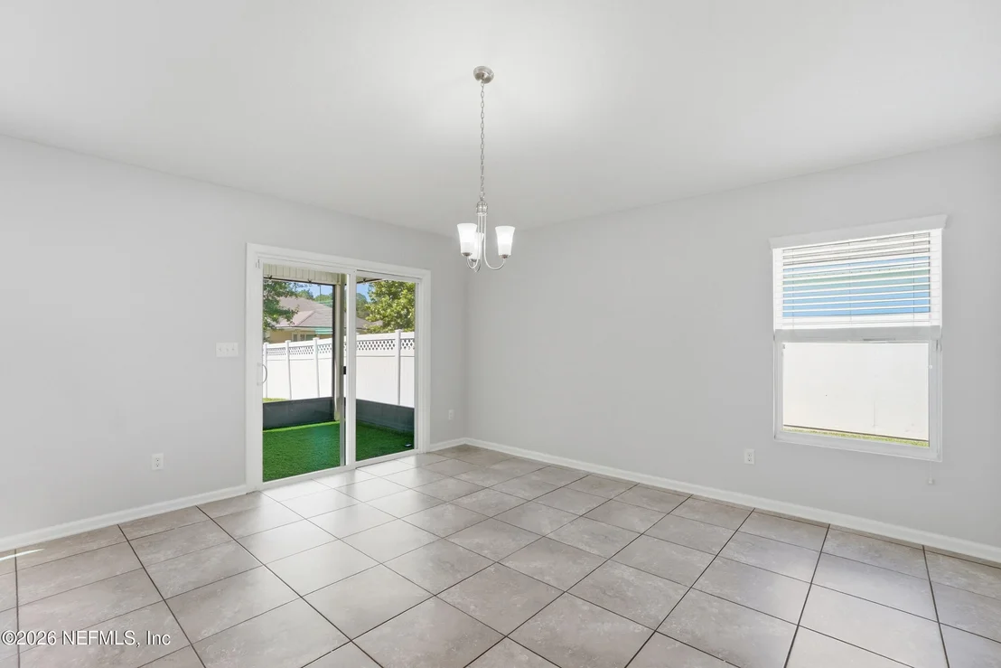 Photo of 384 SHETLAND Drive