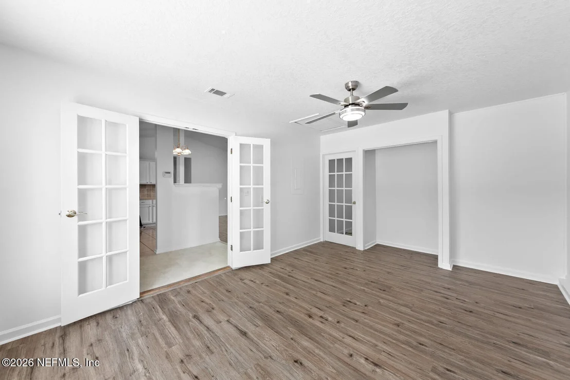 Photo of 12183 LYONS Street