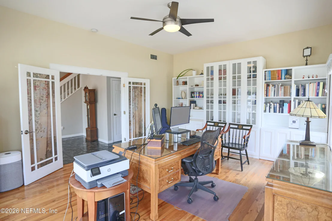 Photo of 304 GENOA Road