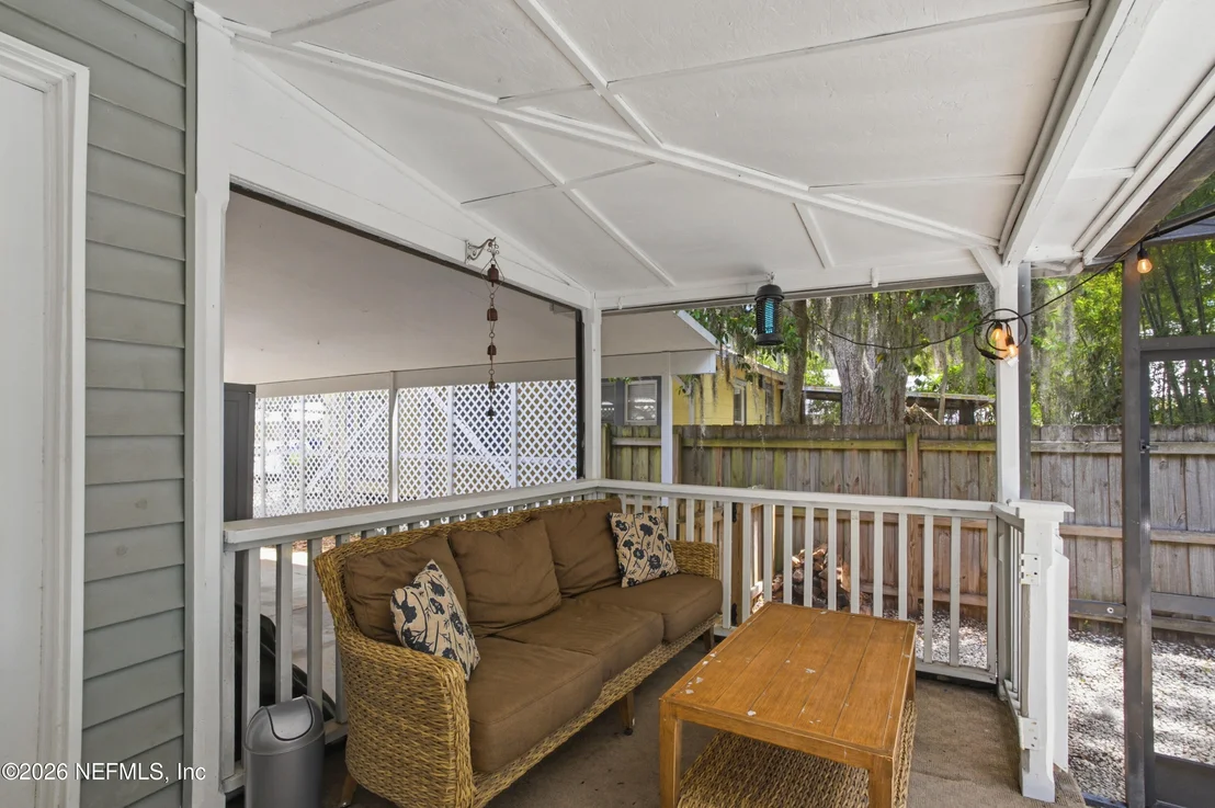 Photo of 17 DUFFERIN Street