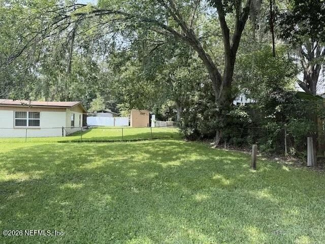 Photo of 8562 DARLINGTON Drive