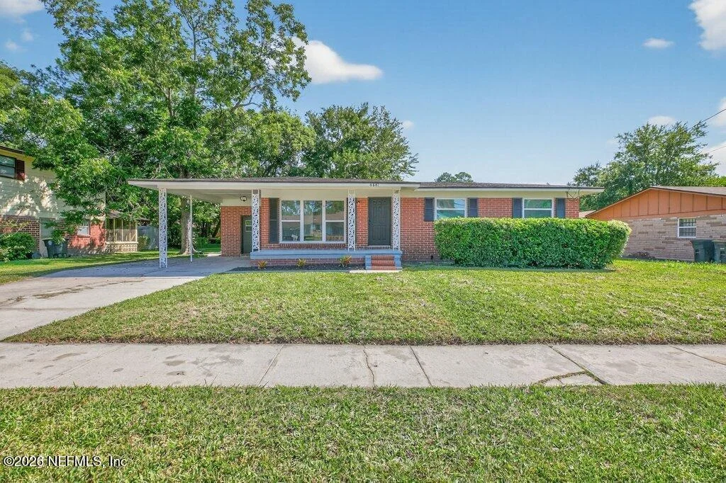 Photo of 6647 MANHATTAN Drive
