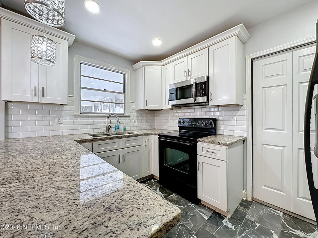 Photo of 1795 BARTRAM Circle W