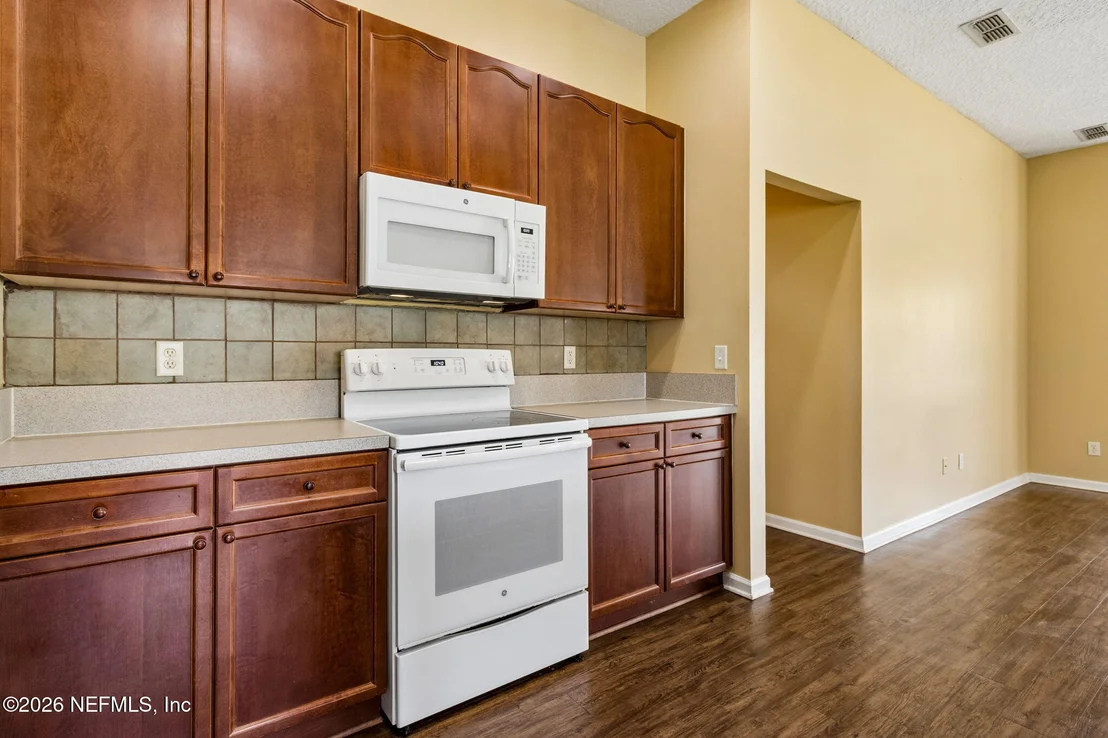 Photo of 831 TIMBERJACK Court