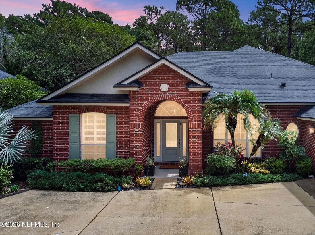 Photo of 160 PARKSIDE Drive