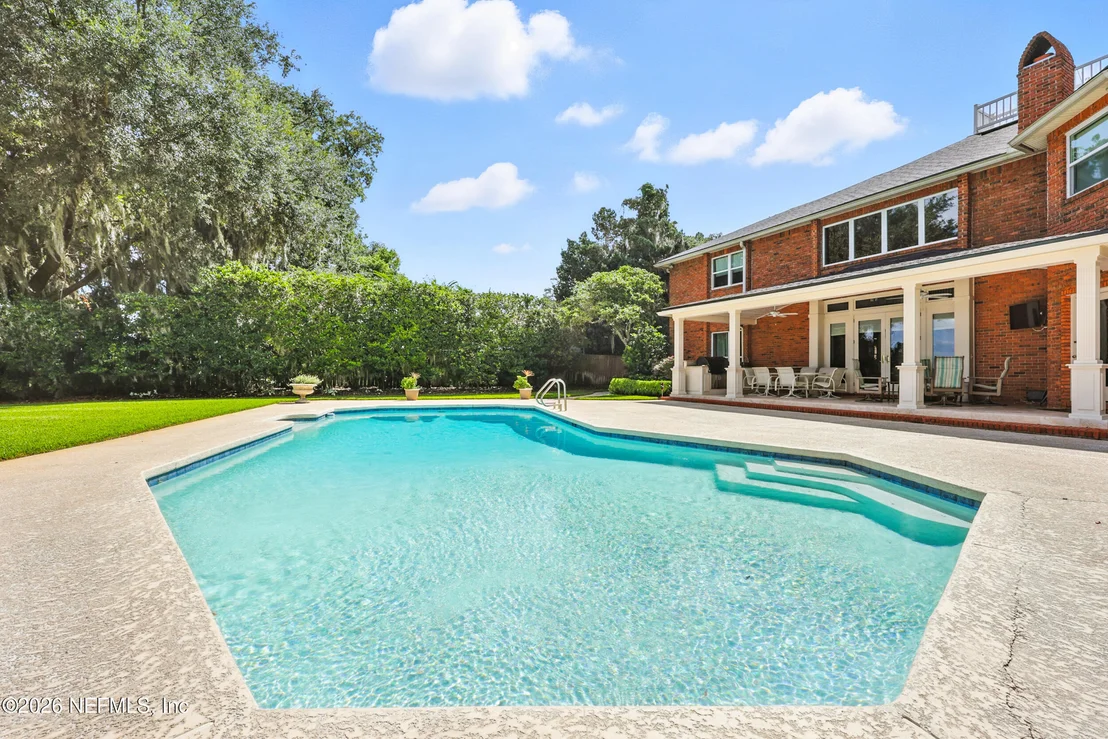 Photo of 2957 FOREST Circle