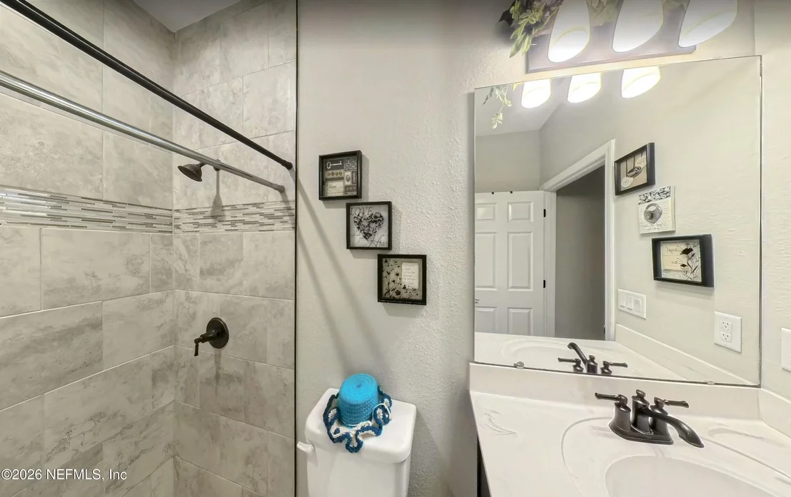 Photo of 910 LAUREL VALLEY Drive