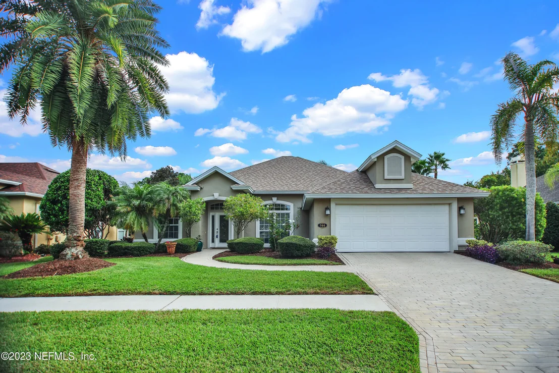 Photo of 944 OXFORD Drive