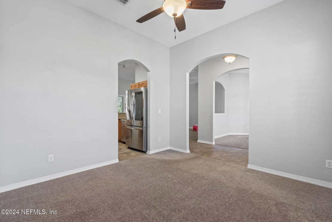 Photo of 44017 GREEN MEADOWS Lane