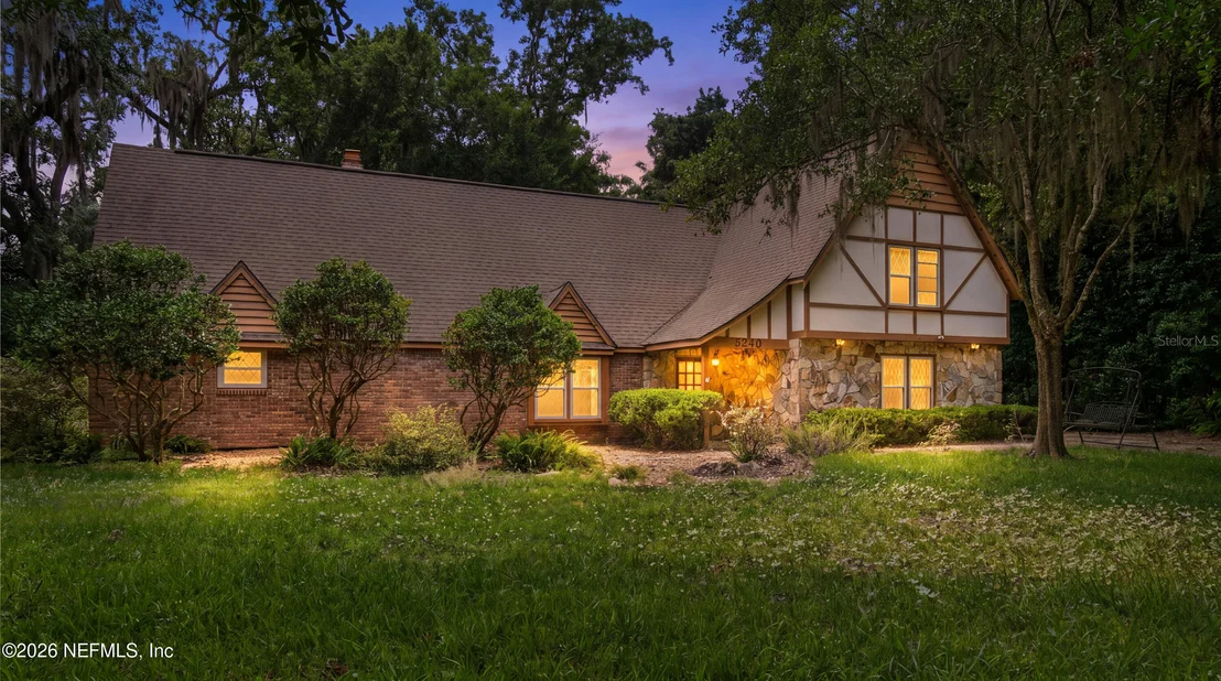 Photo of 5210 RIVER PARK VILLAS Drive