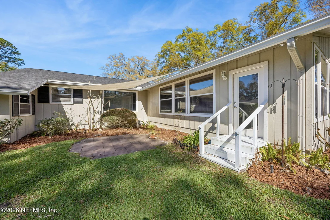 Photo of 7955 PINE LAKE Road