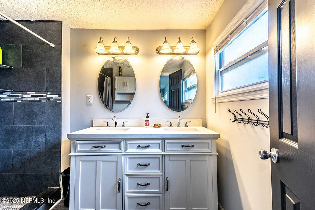 Photo of 4259 TROUT RIVER Boulevard