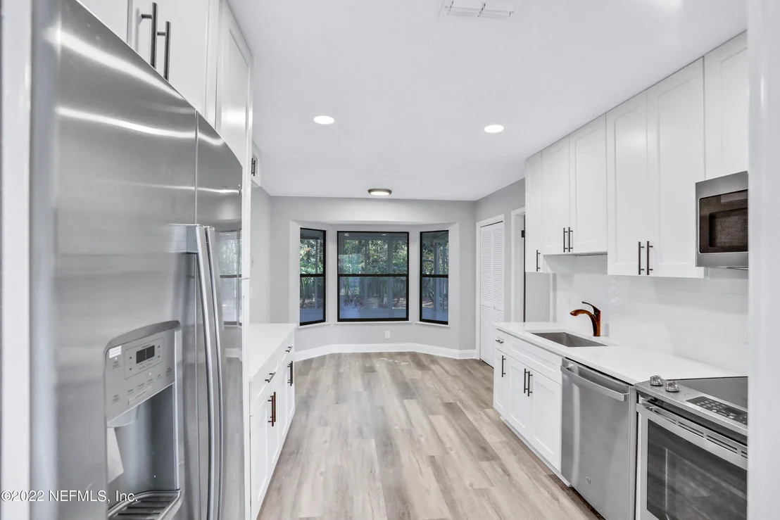 Photo of 1506 RIVERGATE Drive