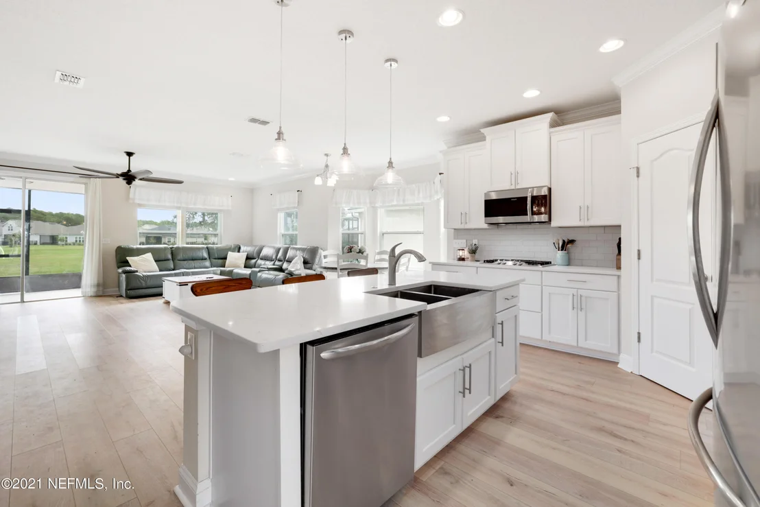 Photo of 94 PROVIDENCE Drive