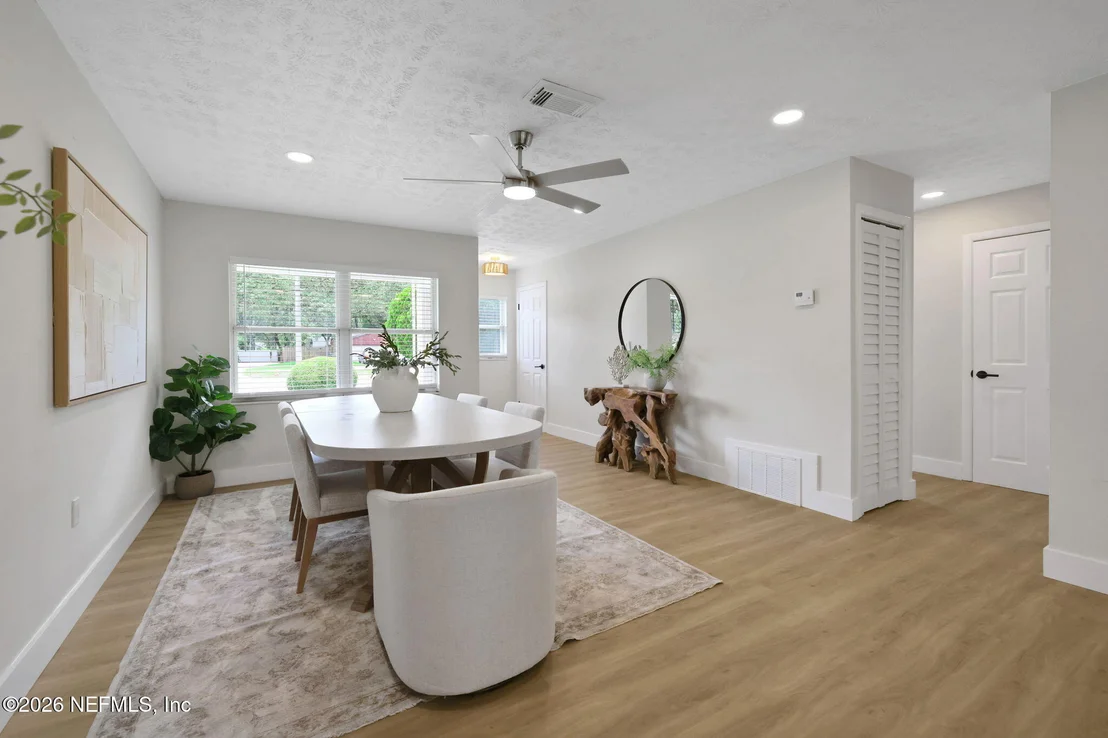 Photo of 509 PENMAN Road