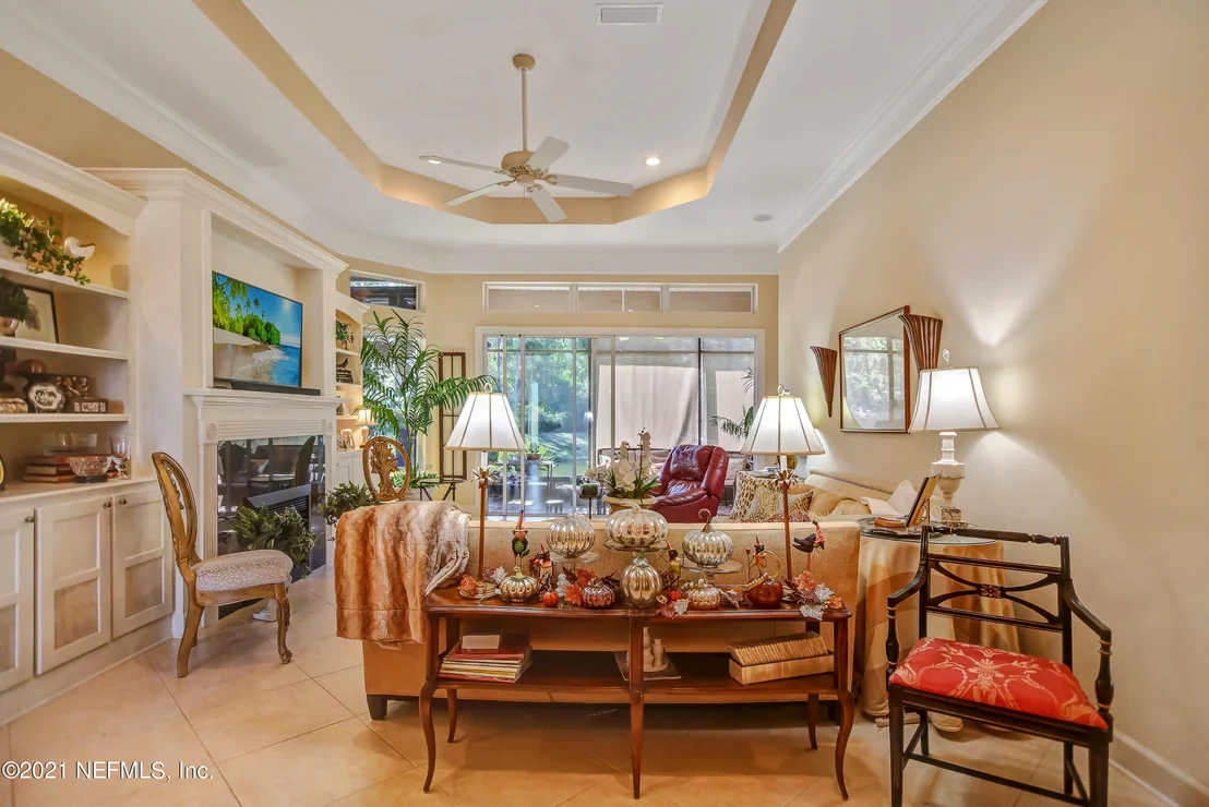 Photo of 1021 INVERNESS Drive