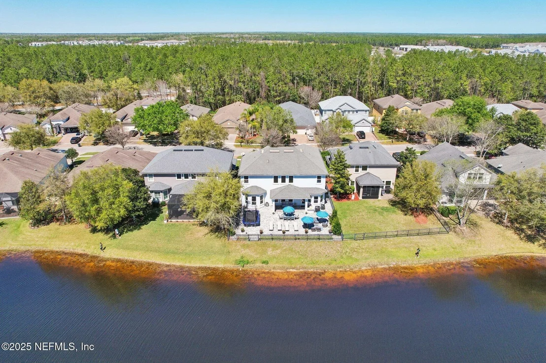 Photo of 212 CORNWALL Drive