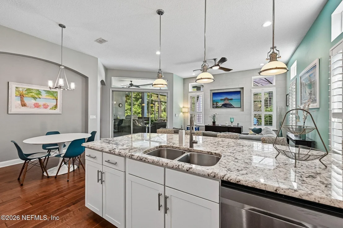 Photo of 136 DUNDEE Place