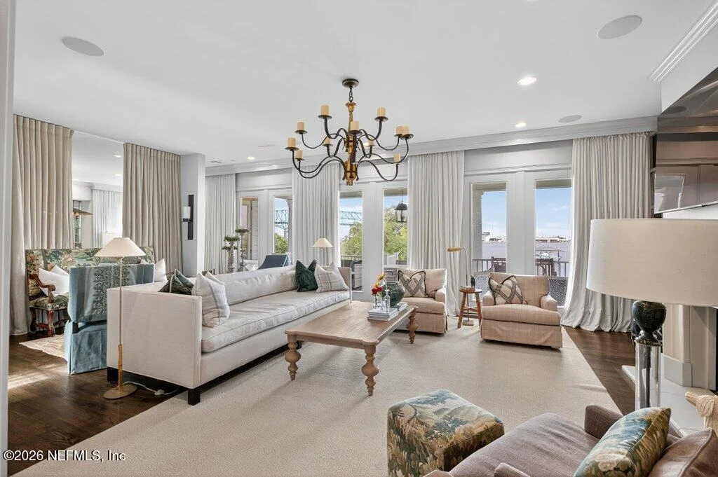 Photo of 4626 RIVER POINT Road W