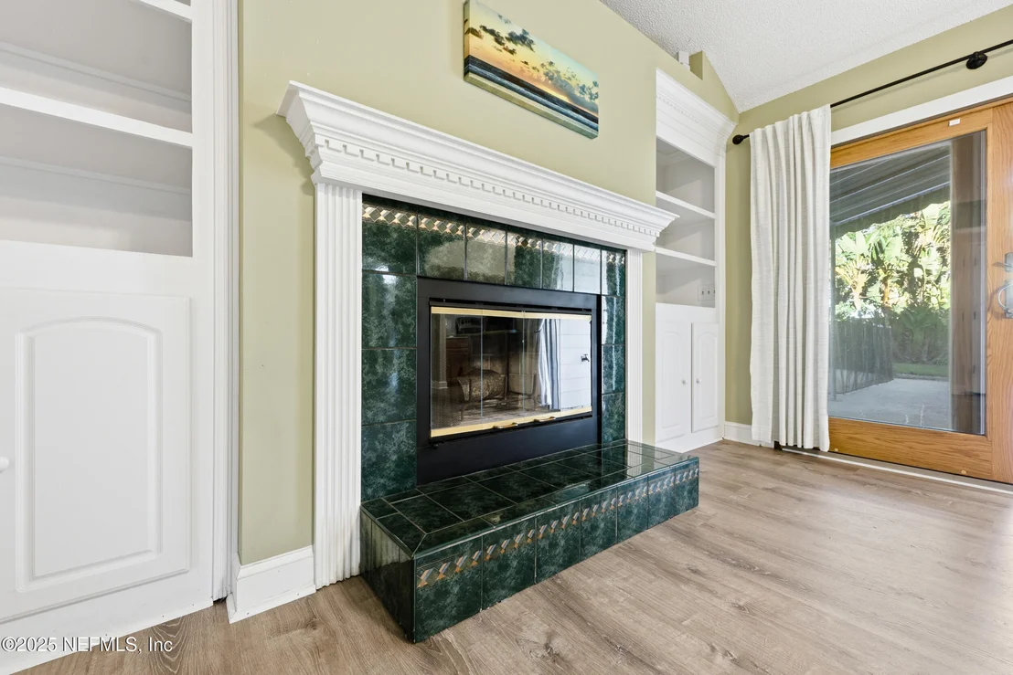 Photo of 1525 MARSHSIDE Drive