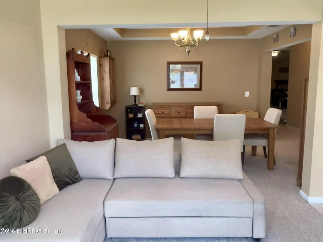 Photo of 712 FLOWERS Street
