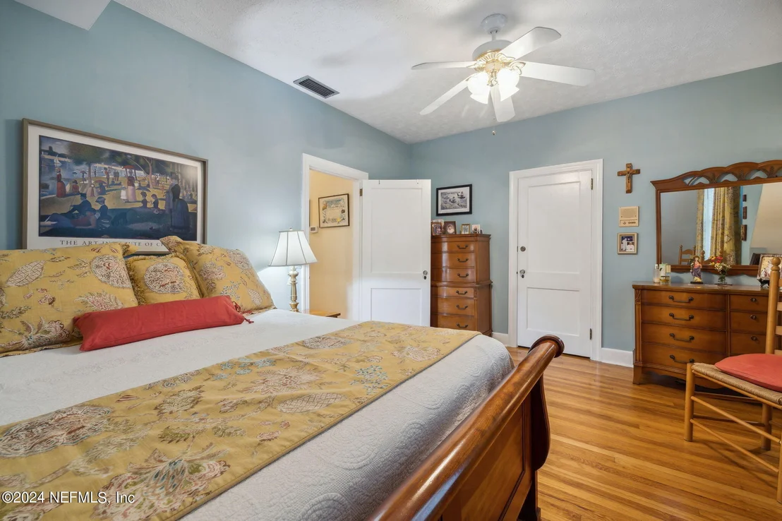 Photo of 3237 RANDALL Street