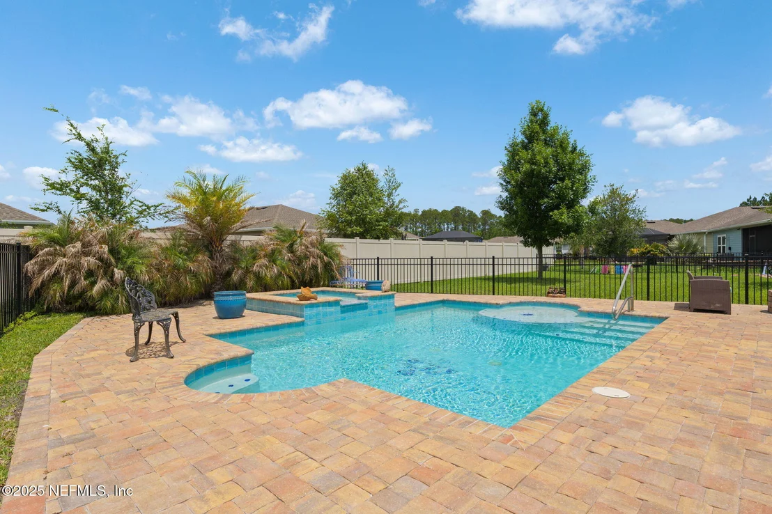 Photo of 124 TINTAMARRE Drive