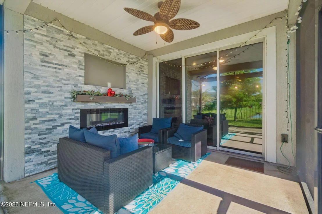 Photo of 135 MEADOW CROSSING Drive
