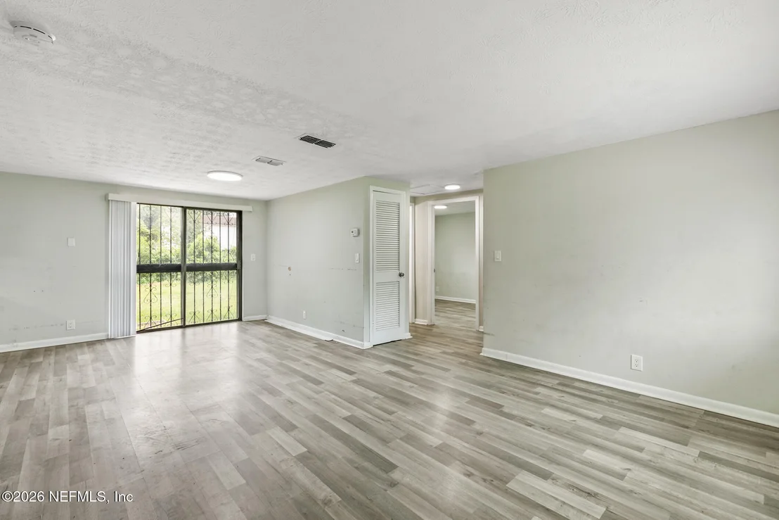 Photo of 5246 DEVRON Drive
